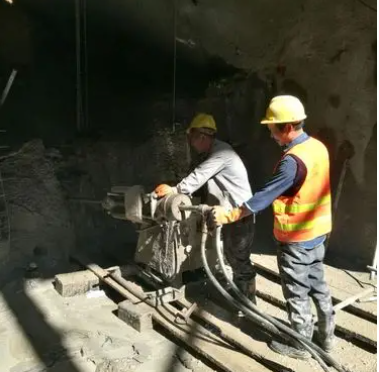 桦甸水下抗分散灌浆料特点 水下不分散注浆料介绍